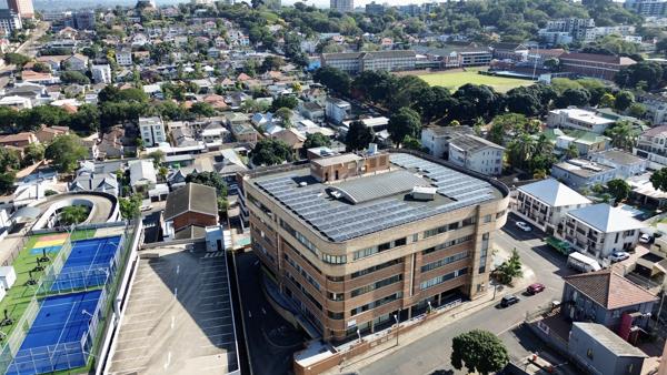 141 m² Commercial space