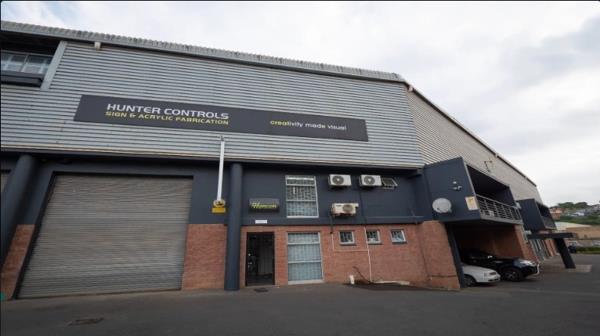 552 m² Industrial space