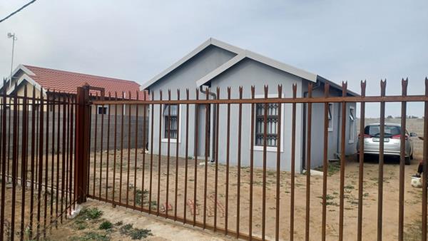 2 Bedroom House