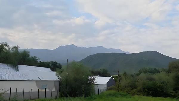 1 487 m² Land