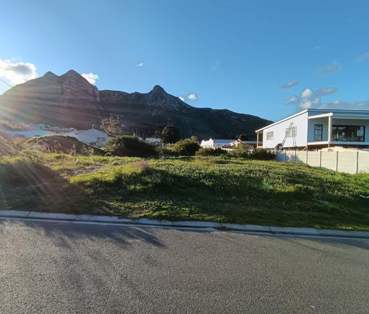 1 016 m² Land