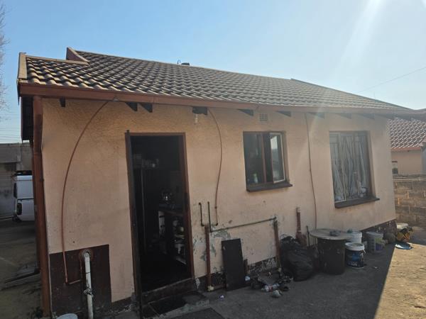 2 Bedroom House
