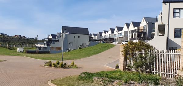 336 m² Land