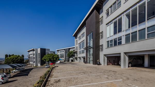363 m² Commercial space