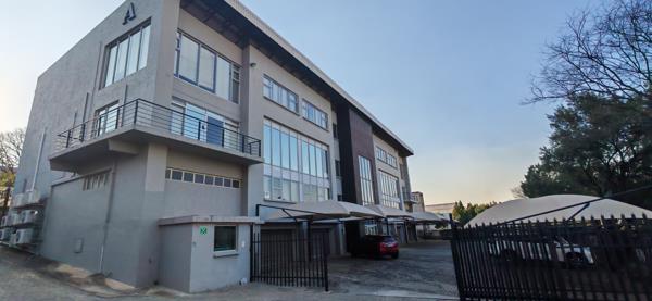248 m² Office Space
