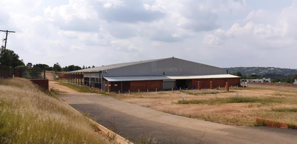 2 300 m² Industrial space