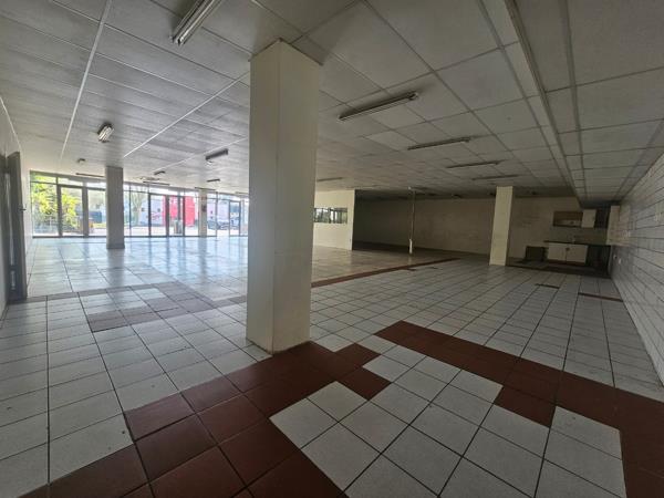 361 m² Retail Space