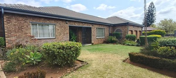6 Bedroom House