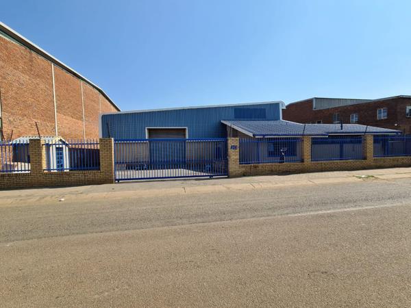 1 170 m² Industrial space