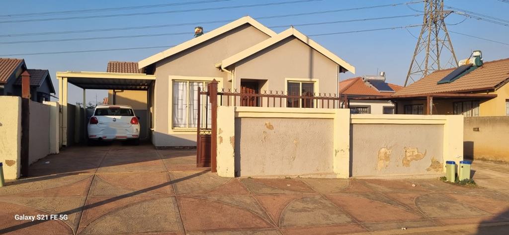 2 Bedroom House