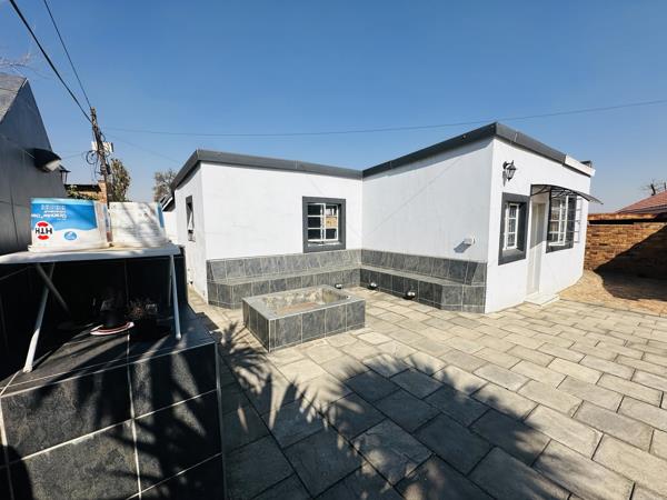 1 Bedroom Garden Cottage