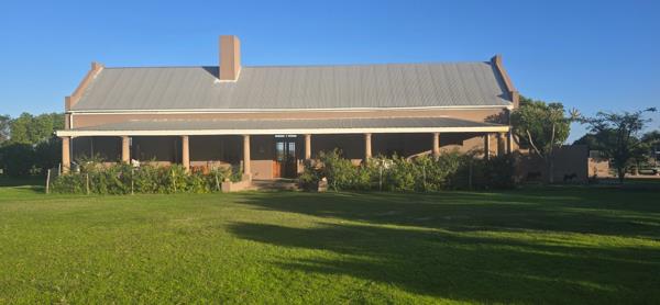 1.6 ha Farm
