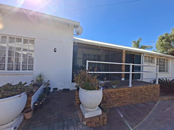 8 Bedroom House