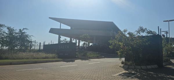 1 900 m² Land