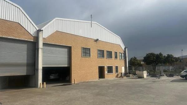 4 595 m² Industrial space