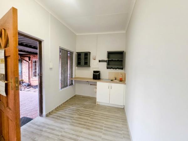 1 Bedroom Garden Cottage