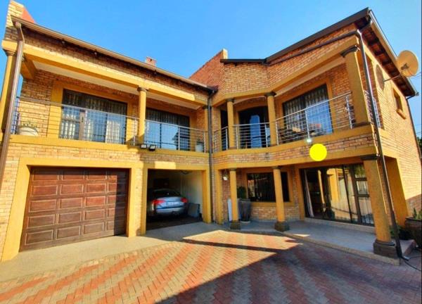 5 Bedroom House