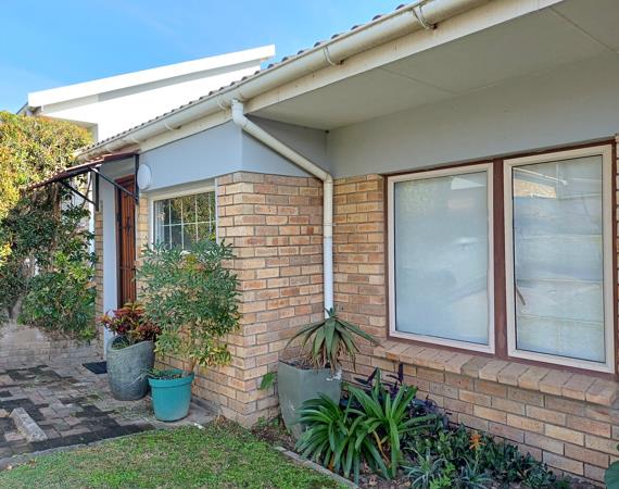 1 Bedroom House