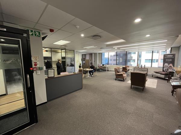 93 m² Commercial space