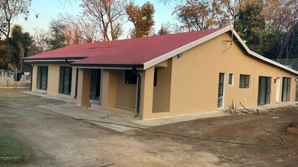 9 Bedroom House