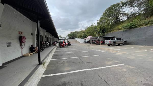 174 m² Retail Space
