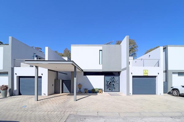3 Bedroom Townhouse
