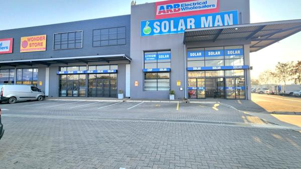 310 m² Retail Space