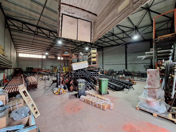 504 m² Industrial space
