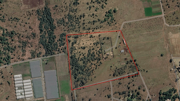 5.3 ha Smallholding