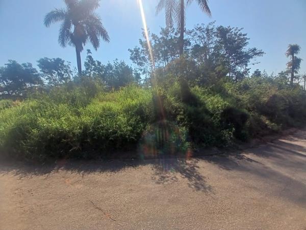 916 m² Land