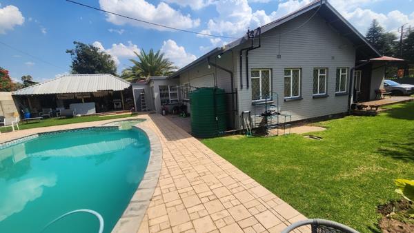 5 Bedroom House