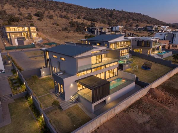 5 Bedroom House