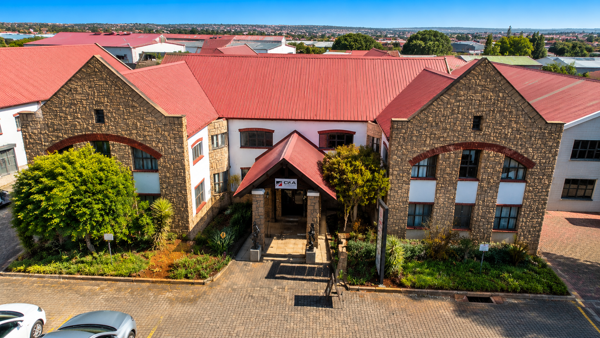 1 765 m² Industrial space