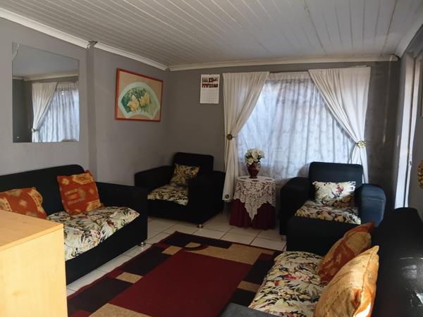 2 Bedroom House