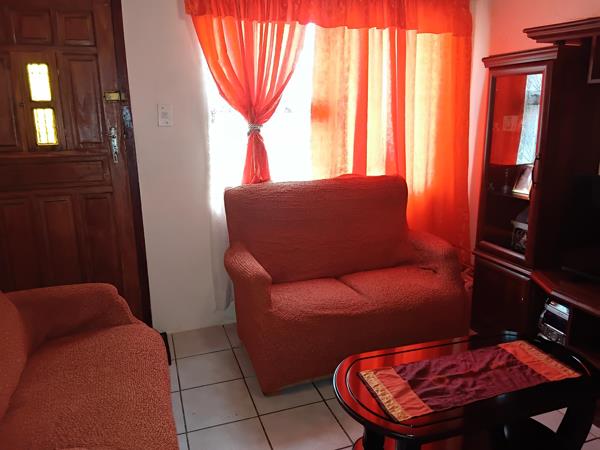2 Bedroom House