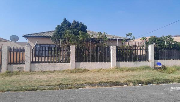 7 Bedroom House