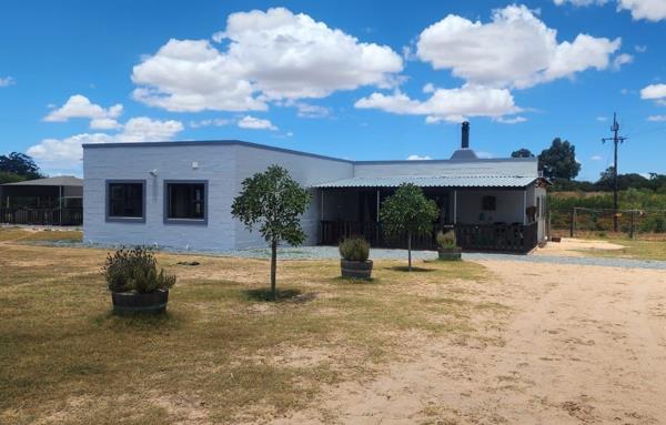 5 894 m² Farm