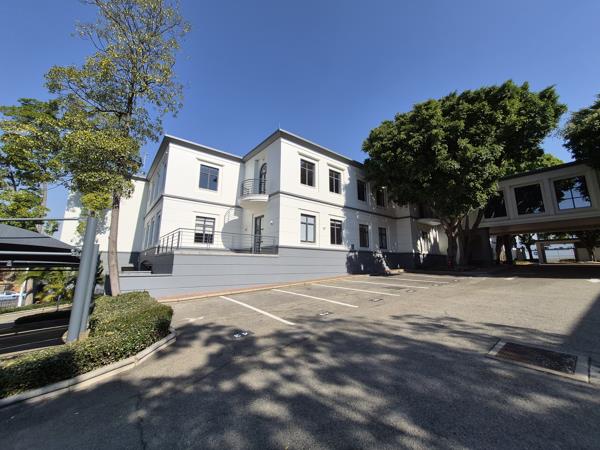 820 m² Commercial space