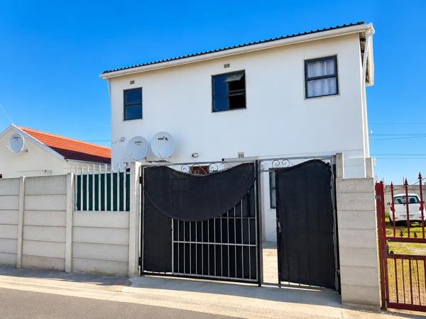 11 Bedroom House