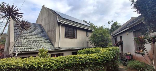 6 Bedroom House