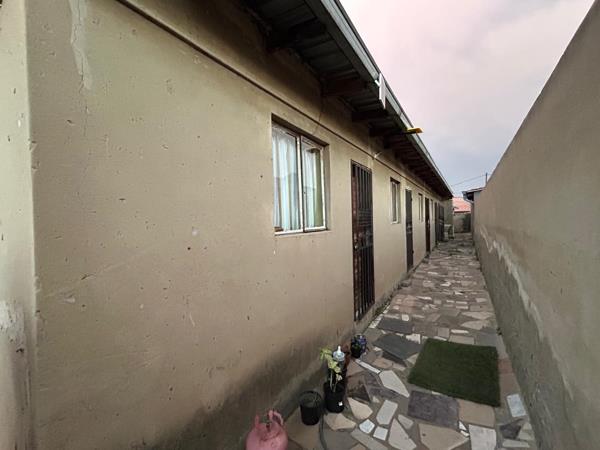 12 Bedroom House