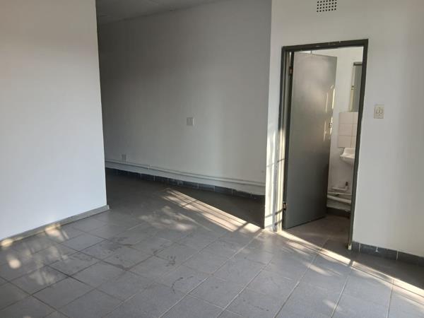 63 m² Retail Space