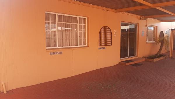 1 Bedroom Garden Cottage