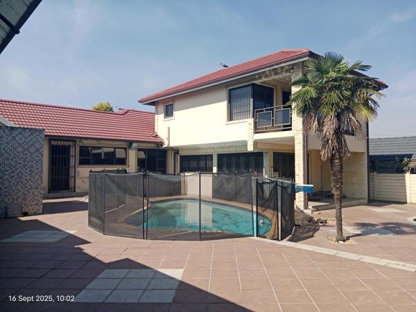 5 Bedroom House
