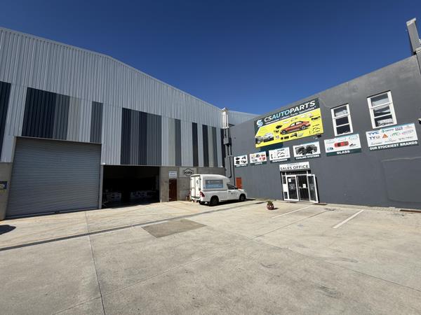 1 300 m² Industrial space