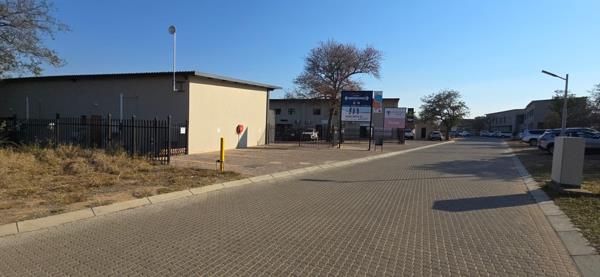 80 m² Commercial space
