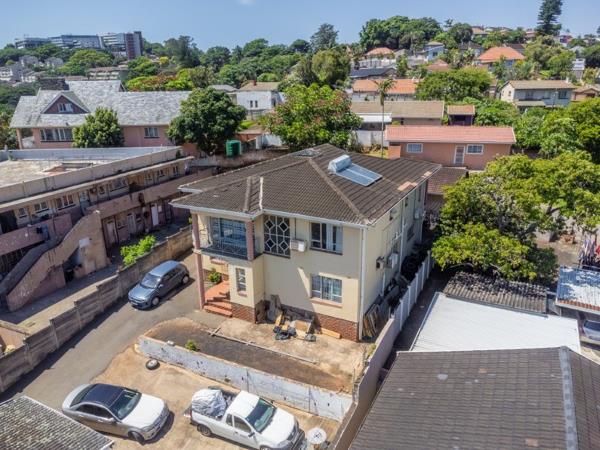12 Bedroom House