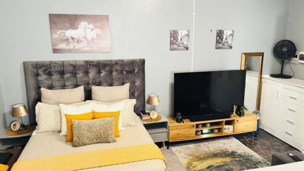 Bachelor apartment