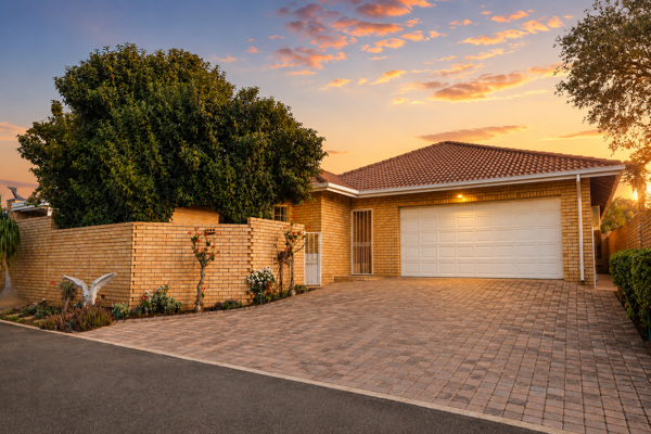 2 Bedroom House