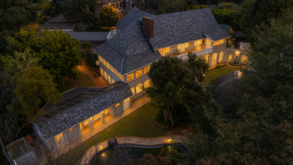 5 Bedroom House